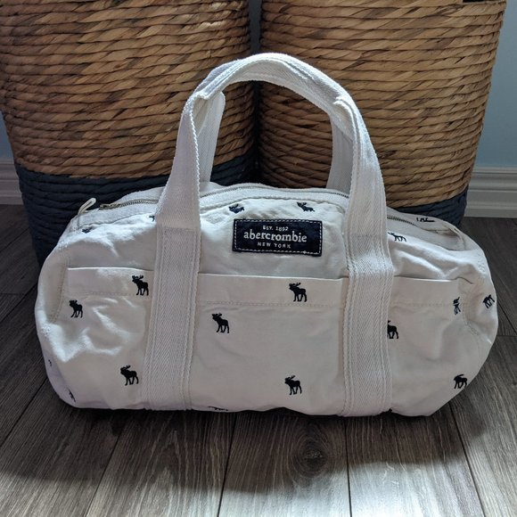 EUC Youth - abercrombie Canvas Duffel Bag - Picture 1 of 12